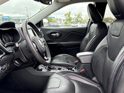 2023 Jeep Cherokee Altitude Lux