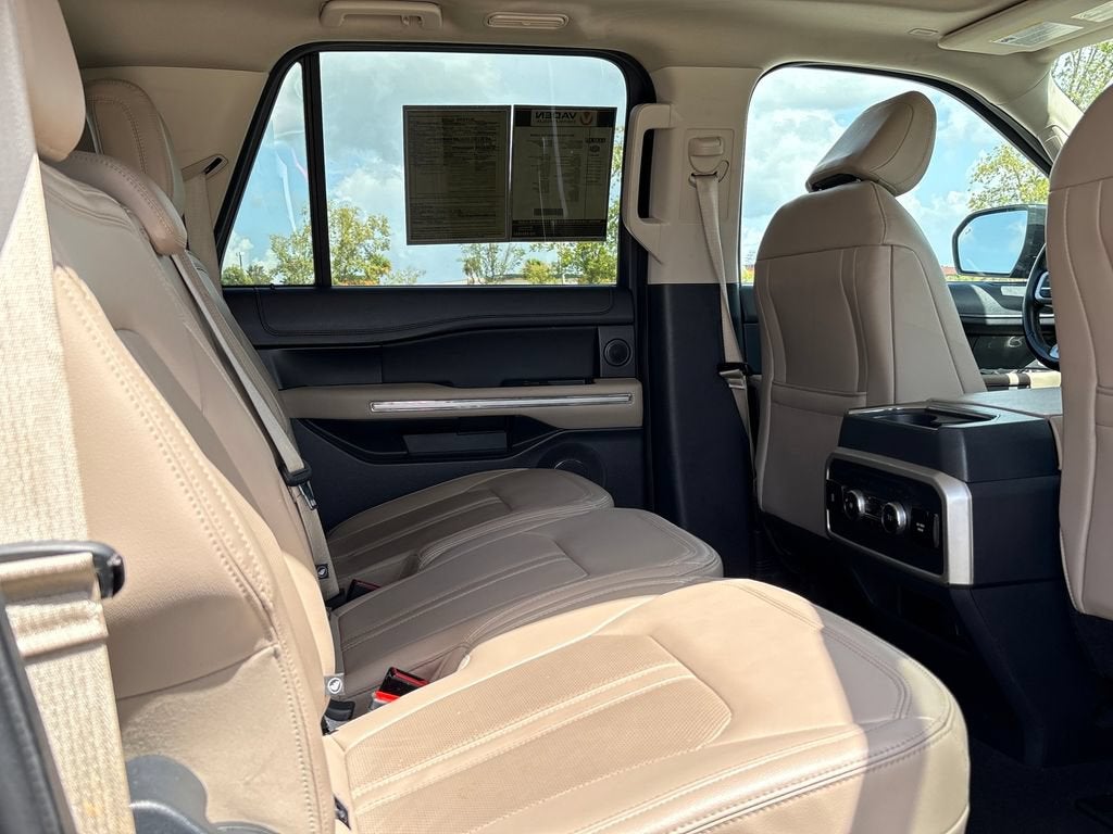2024 Ford Expedition Max Base