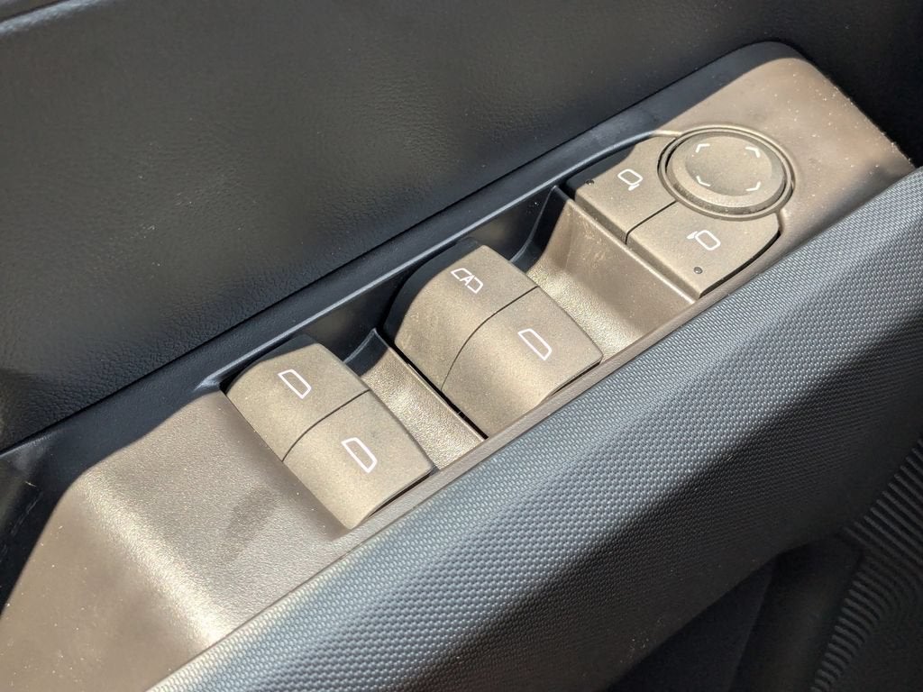 2024 Chevrolet Colorado Base
