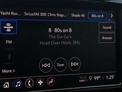 2023 Chevrolet Traverse Base