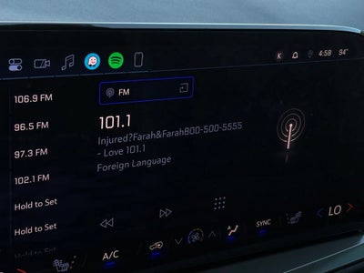 2024 Chevrolet Traverse Base