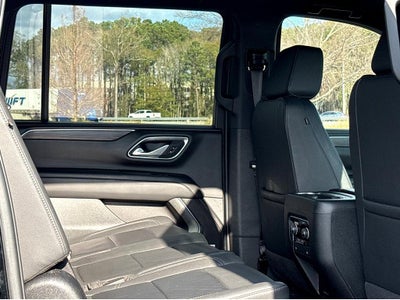 2024 Chevrolet Suburban LT