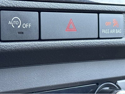 2024 Nissan Frontier Crew Cab SL 4x2