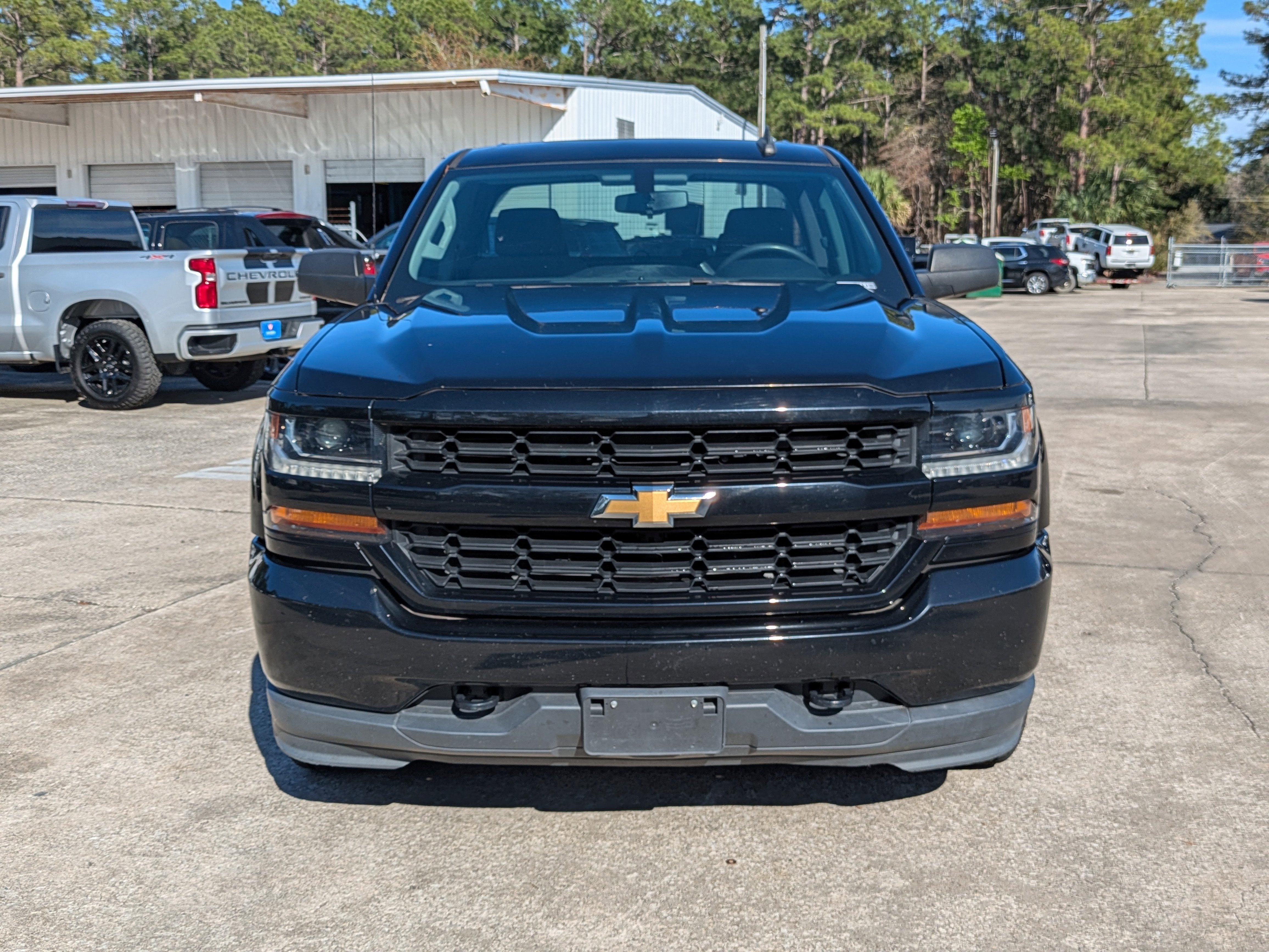 2019 Chevrolet Silverado LD Custom