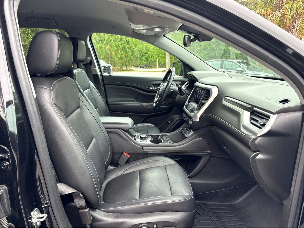 2020 GMC Acadia SLT