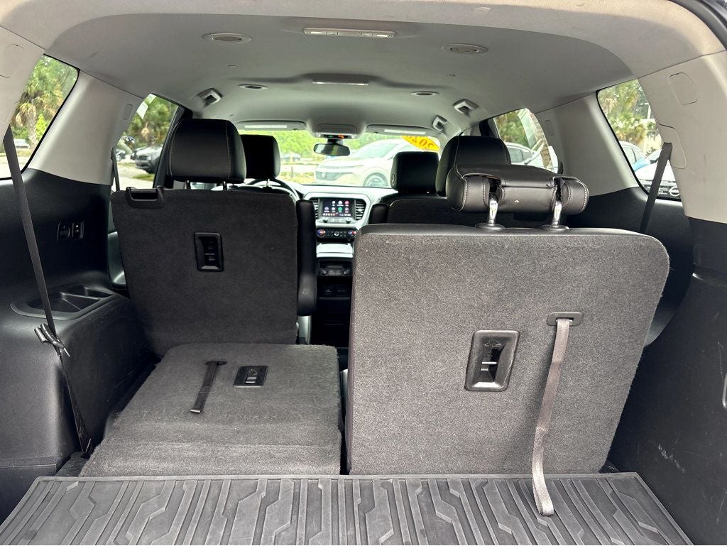 2020 GMC Acadia SLT