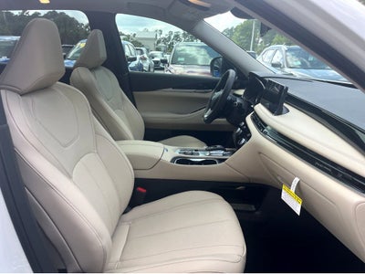 2025 INFINITI QX60 PURE