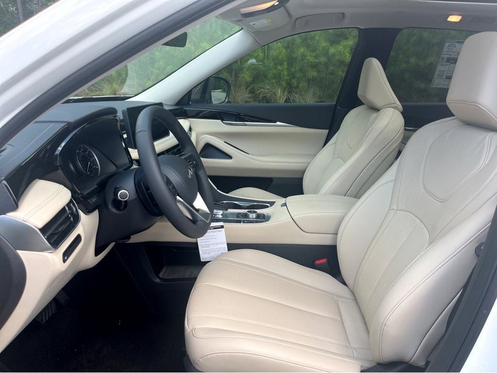 2025 INFINITI QX60 PURE
