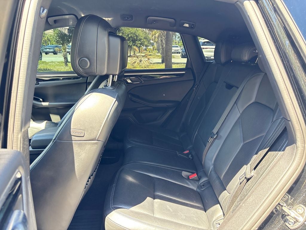 2018 Porsche Macan Base