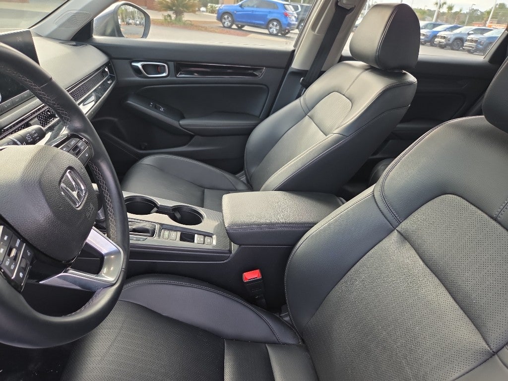 2023 Honda Civic Hatchback EX-L