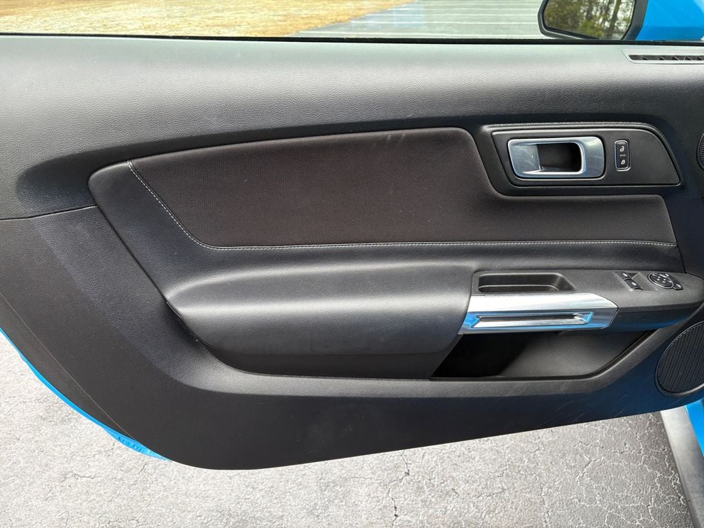 2023 Ford Mustang EcoBoost