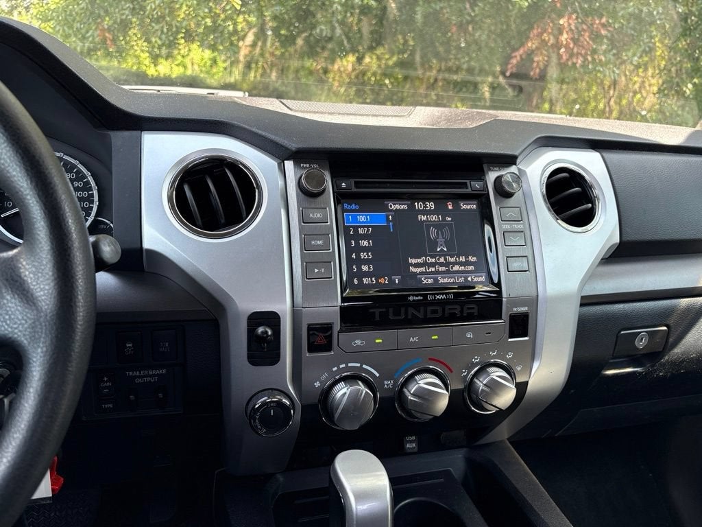 2017 Toyota Tundra 4WD SR